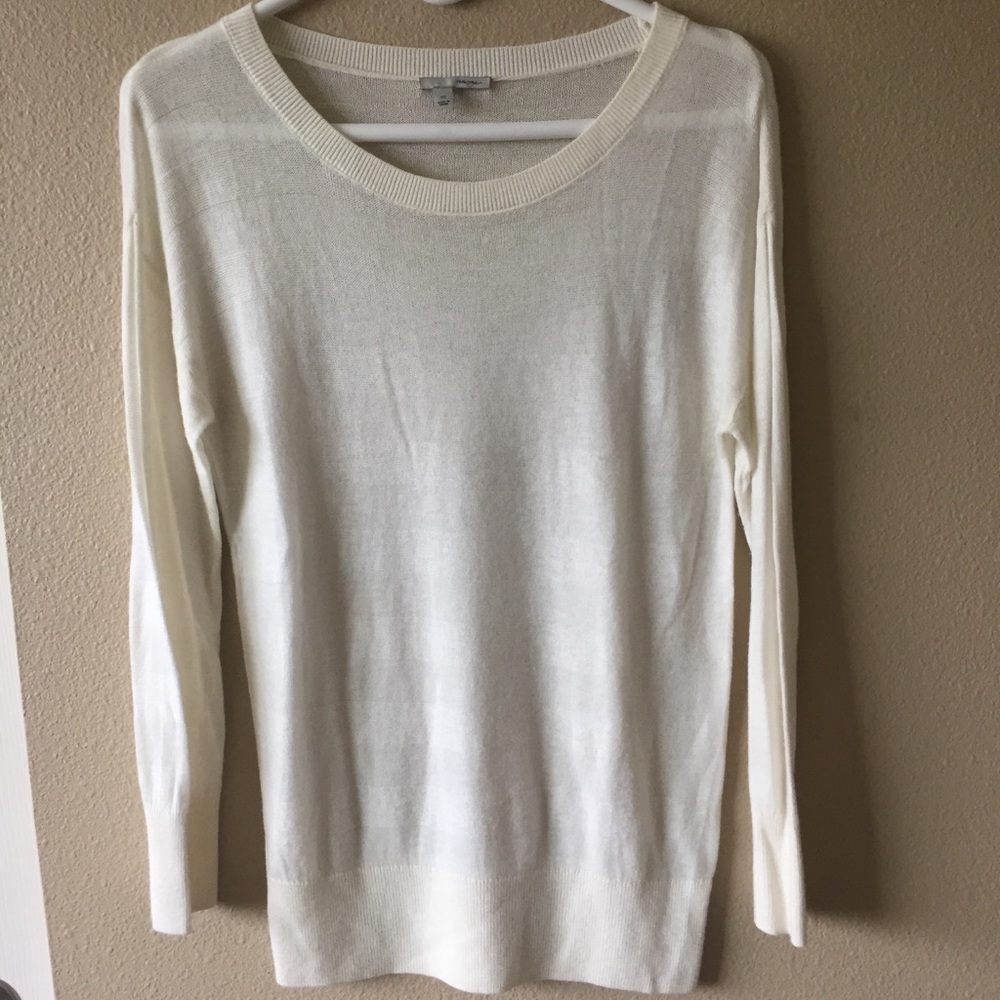 Halogen lightweight, lightly striped cream sweater